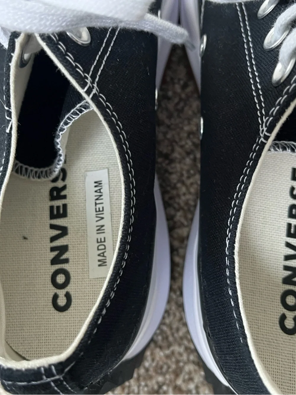 Converse Black Run Star Hike Low Top Sneakers Size 11B Never Worn - Picture 8 of 11